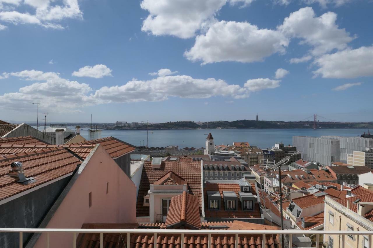 Casas Na Portuguesa - Bica Chiado Apartman Lisboa Kültér fotó