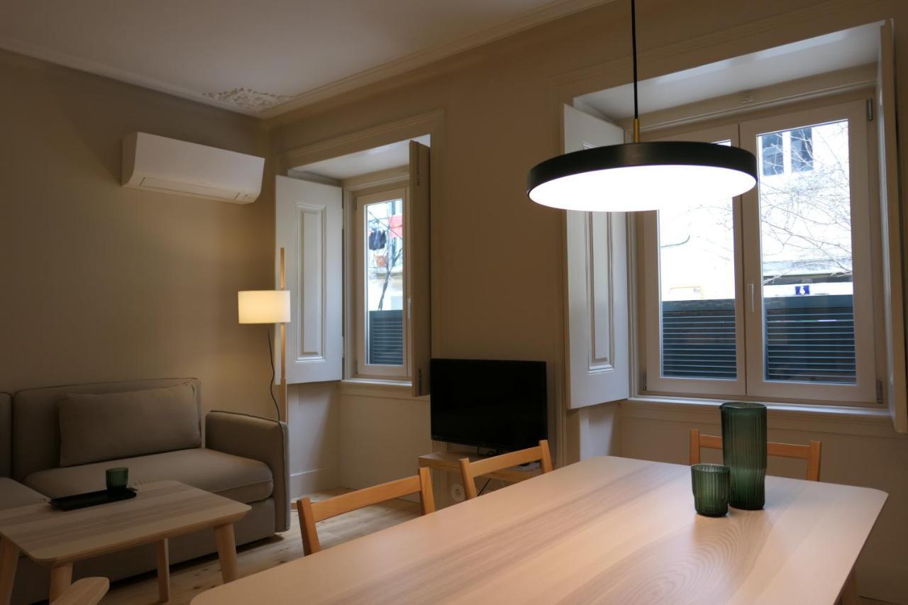 Casas Na Portuguesa - Bica Chiado Apartman Lisboa Kültér fotó