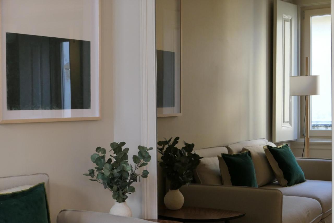 Casas Na Portuguesa - Bica Chiado Apartman Lisboa Kültér fotó